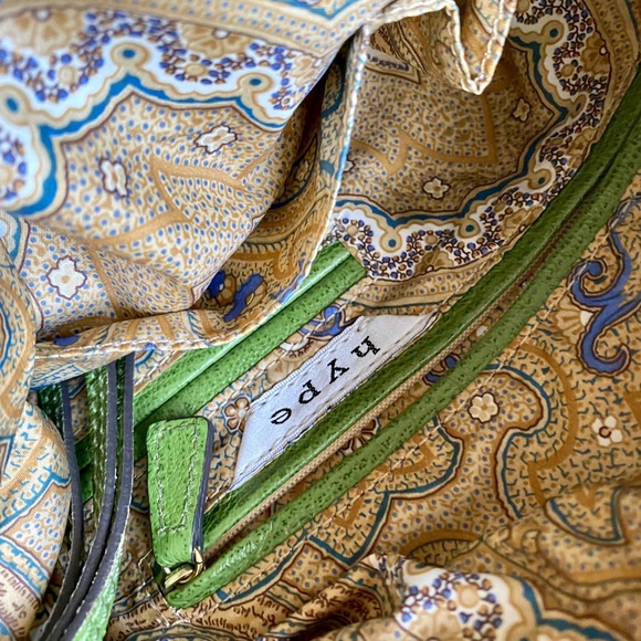 Hype Bag | Green Leather Purse - Picture 6 of 8